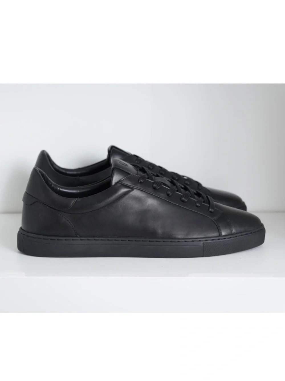 GREATS Reign Triple Black Leather Casual Sneakers Shoes Men 10.5 M EU 43.5